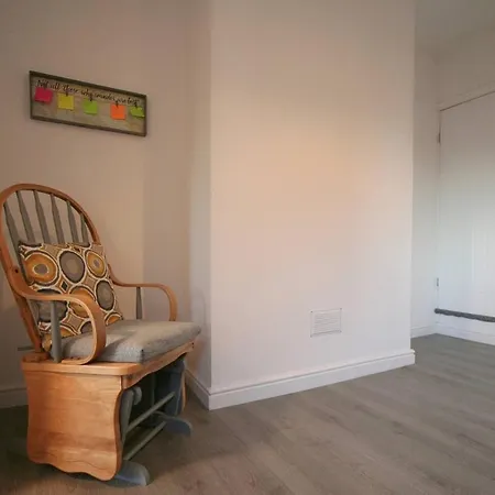 Charming 3-Bed House In Whitwell Village Worksop Exterior photo