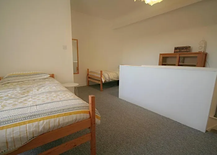 Charming 3-Bed House In Whitwell Village