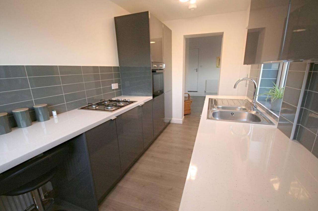 Charming 3-bed House In Whitwell Village Holiday home Worksop