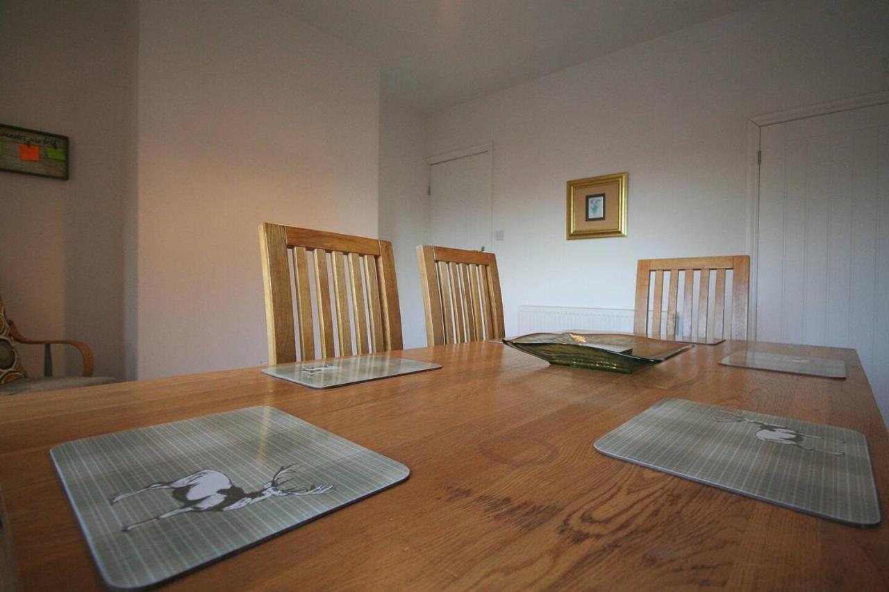 Holiday home Charming 3-bed House In Whitwell Village Worksop