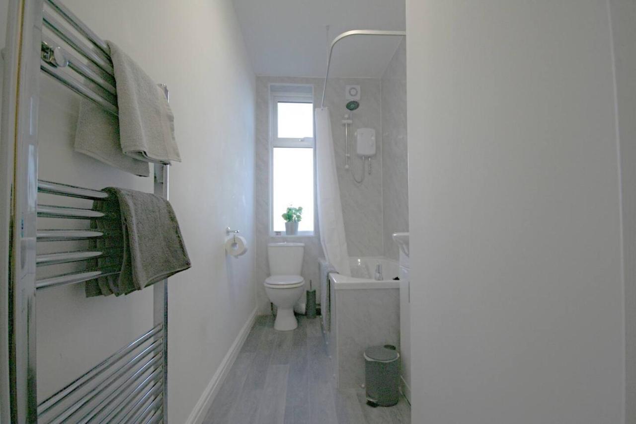 Holiday home Charming 3-bed House In Whitwell Village Worksop